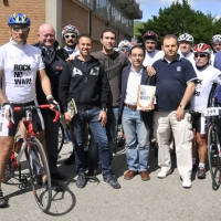 Pedalata per la Pace 2012 - Foto con Gilberto Simoni 