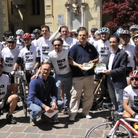 Pedalata per la Pace 2012 - Sosta Borgo Val di Taro